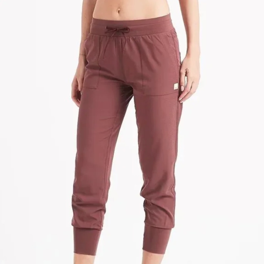 Vuori Woven Summit Joggers Fig Maroon Small